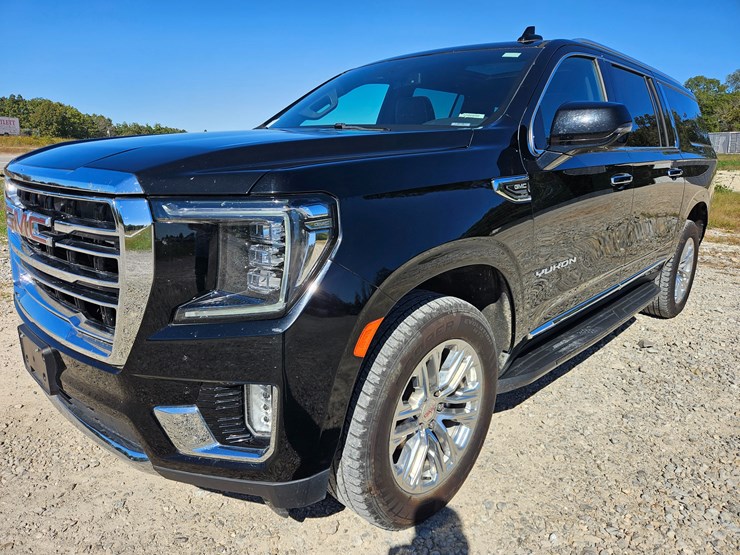 2022-gmc-yukon-xl-image-1