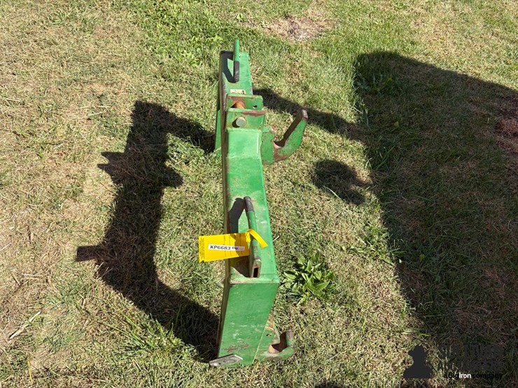 john-deere-quick-hitch-image-4