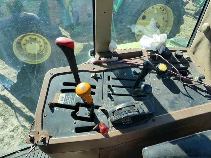 1995-john-deere-7400-image-15