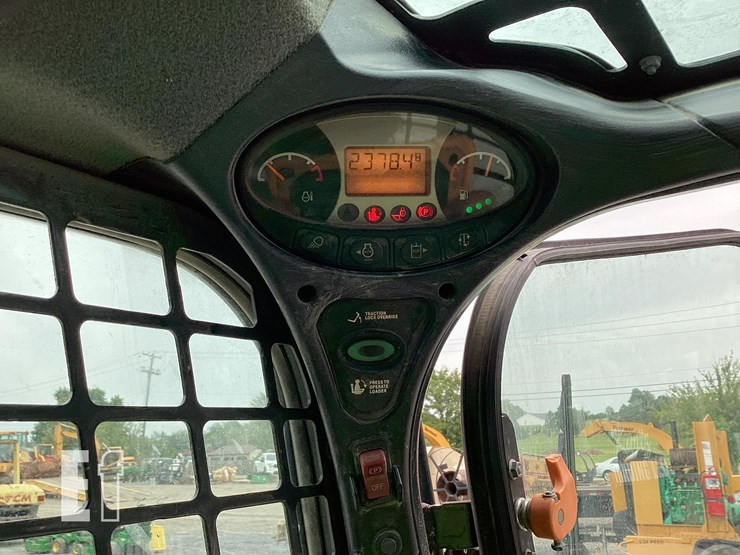2019-bobcat-t770-image-18