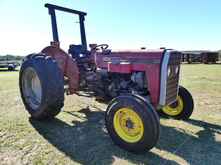 massey-ferguson-240-image-2
