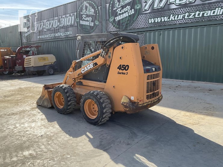 2010-case-450-image-2