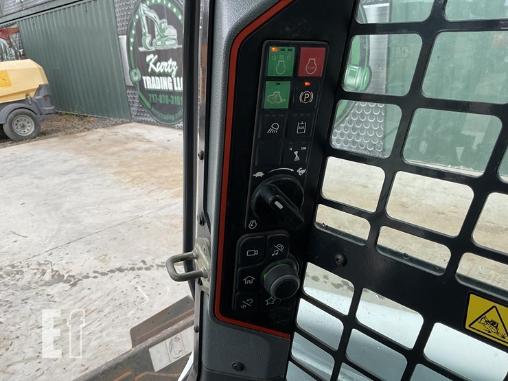 2020-bobcat-s76-image-19