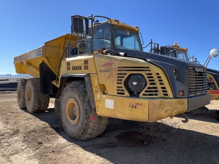 2021-komatsu-hm400-image-6