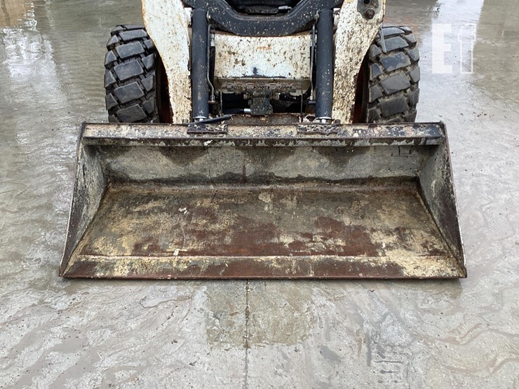 2015-bobcat-s650-image-9