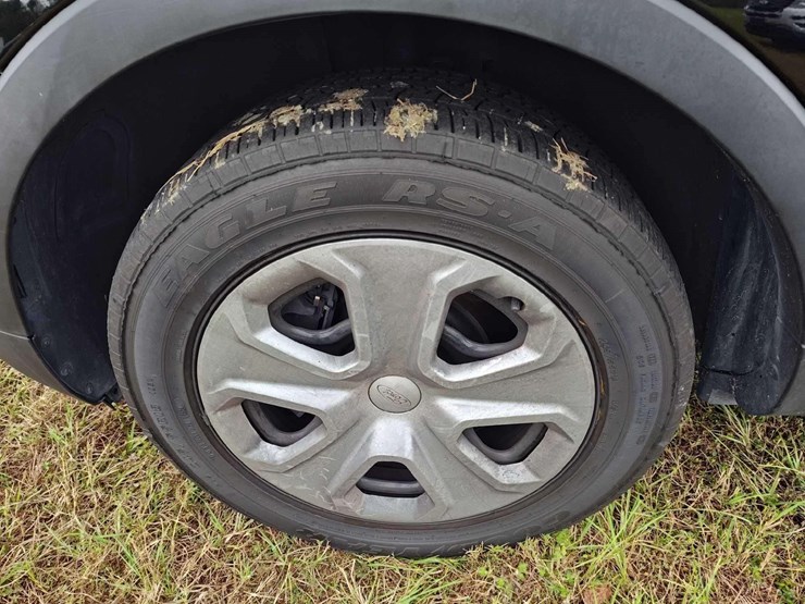 2018-ford-explorer-image-33