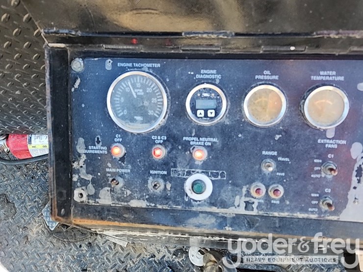 2004-roadtec-sb2500c-image-52