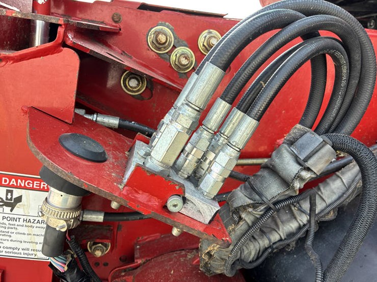 2007-case-ih-8010-image-12