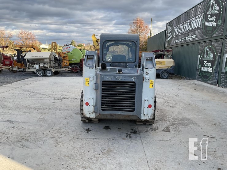 2014-takeuchi-tl10-image-3