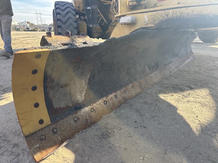 1984-caterpillar-140g-image-34