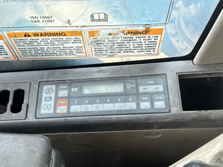 2004-caterpillar-325cl-image-50