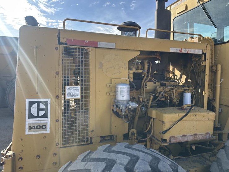 1984-caterpillar-140g-image-12