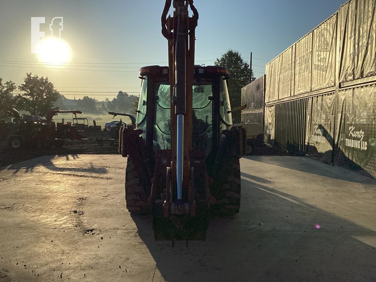 2022-case-580sn-image-3