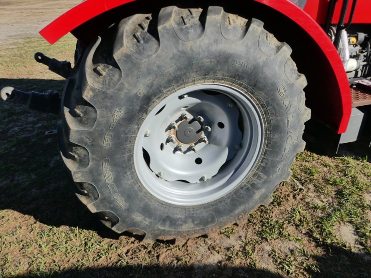 massey-ferguson-4710-image-6