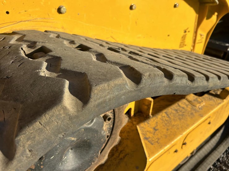 2023-gehl-rt165-image-4