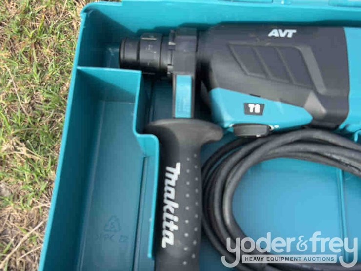 makita-1"-rotary-hammer-corded--hr2641--(1-yr-factory-warranty)--recon-image-5