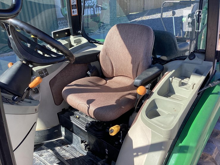 2011-john-deere-3720-image-12