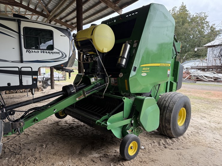 2021-john-deere-460m-image-2