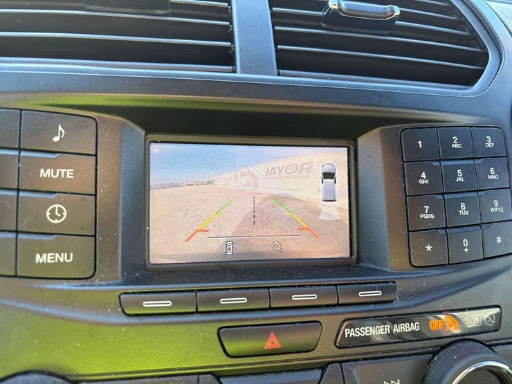 2018-ford-explorer-image-17