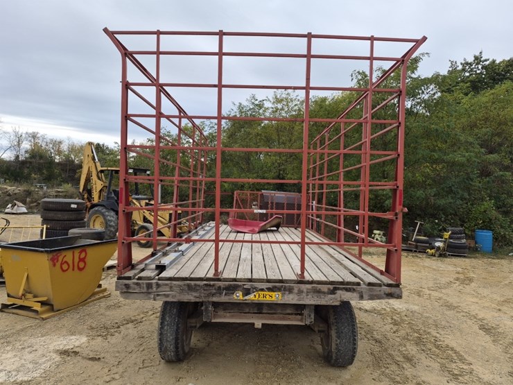 john-deere-1275-image-8