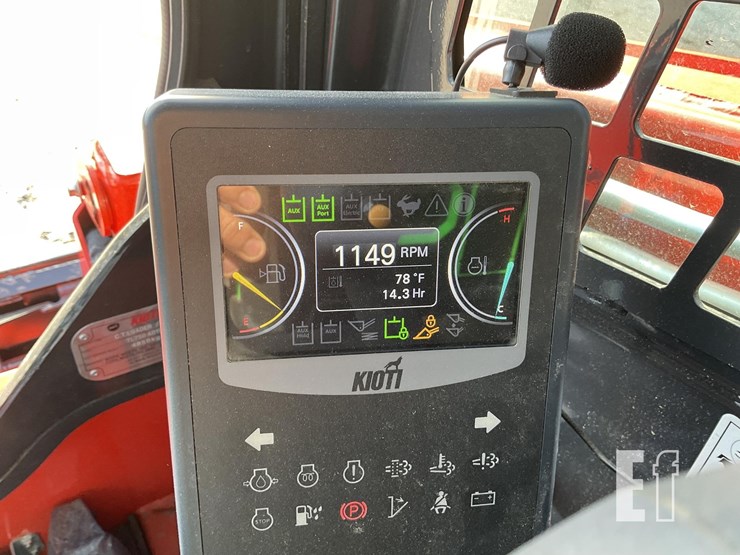 2025-kioti-tl750-image-21