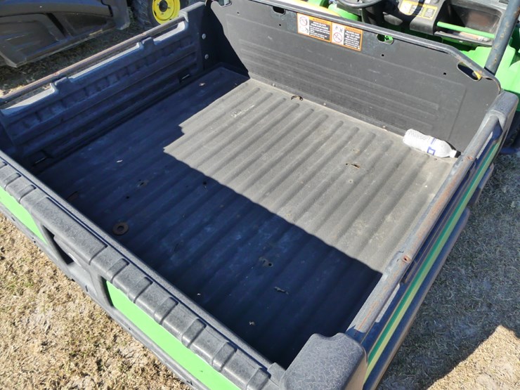 john-deere-gator-image-5