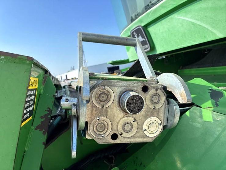 2001-john-deere-9750-image-25