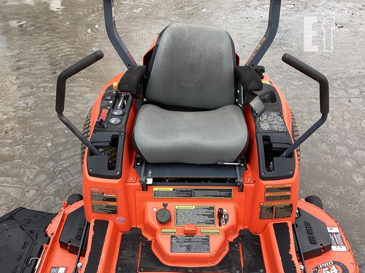 2015-kubota-zd221-image-10