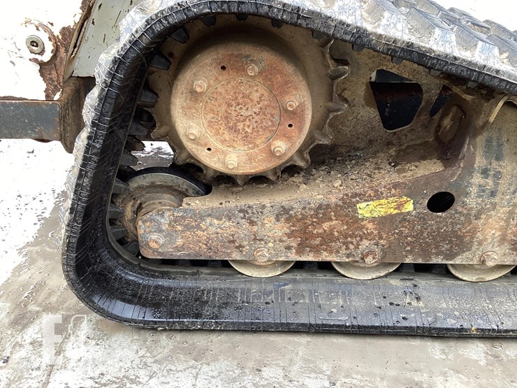 2014-bobcat-t650-image-12