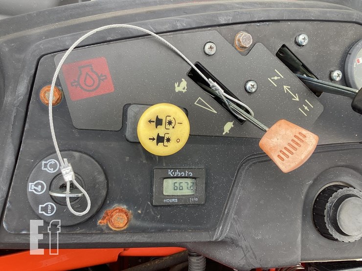 2019-kubota-z724x-image-12