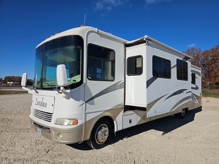 #22198-•-2007-georgie-boy-landau-motorhome-image-2