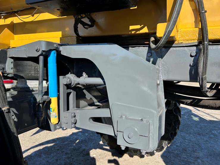 2016-ag-chem-rg1100b-image-77