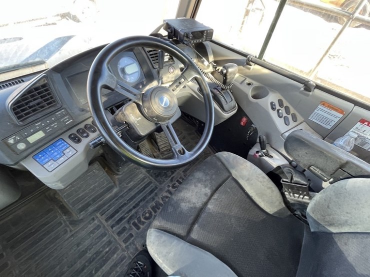 2021-komatsu-hm400-image-17