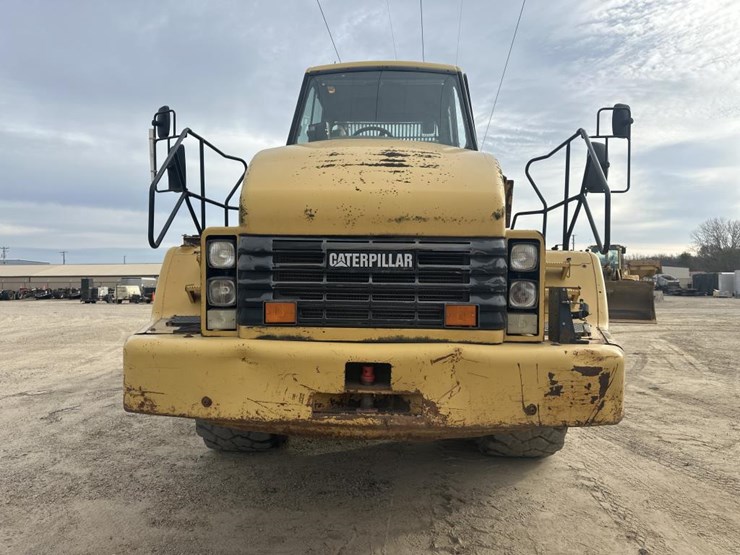 2005-caterpillar-740-image-8