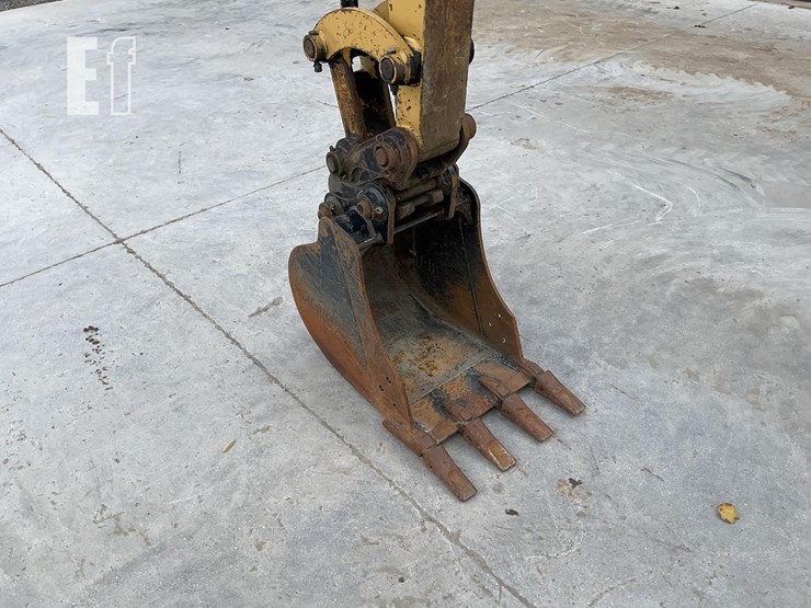 2014-caterpillar-303.5e-cr-image-13