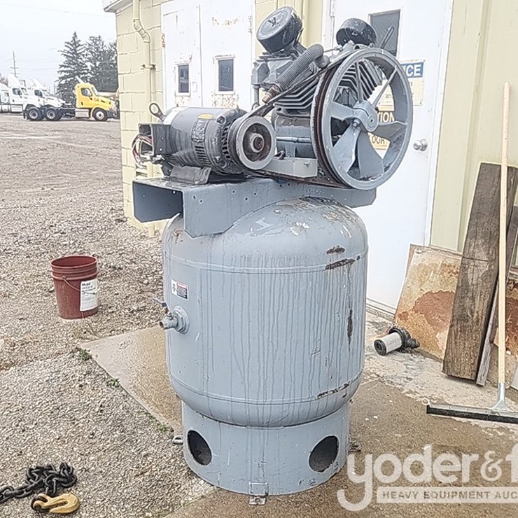 Gardner Denver Champion VRV7-8 80lbs Workshop Compressor