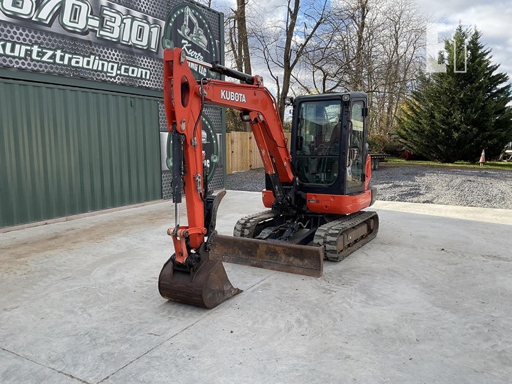 2019-kubota-kx040-4-image-8
