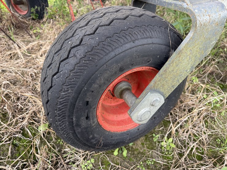 2018-claas-volto-900-image-9