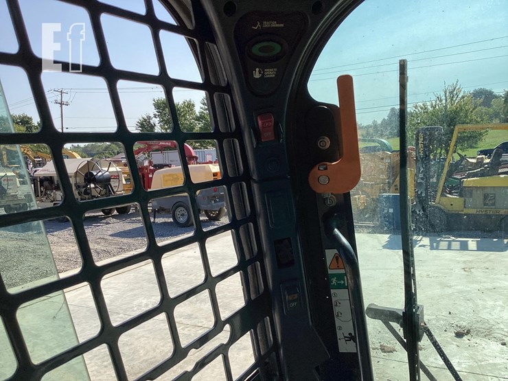 2019-bobcat-t770-image-18