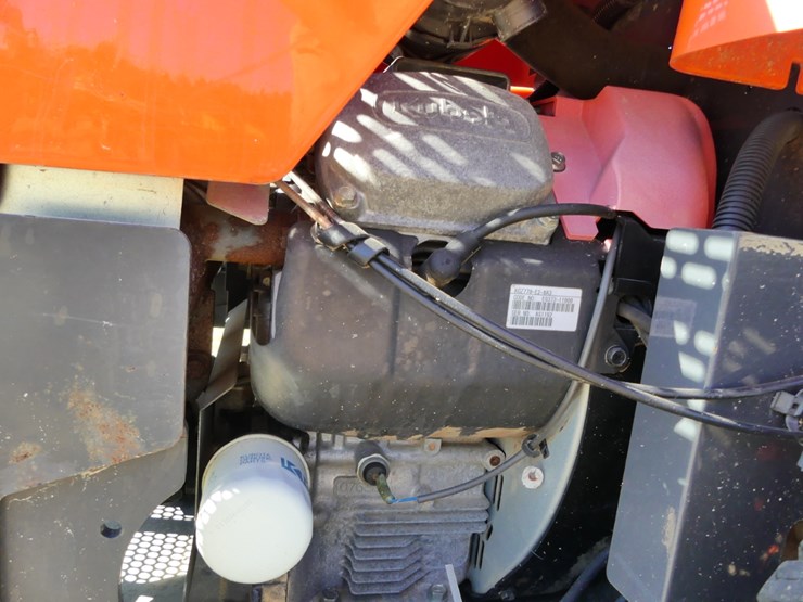 2011-kubota-zg222-image-6