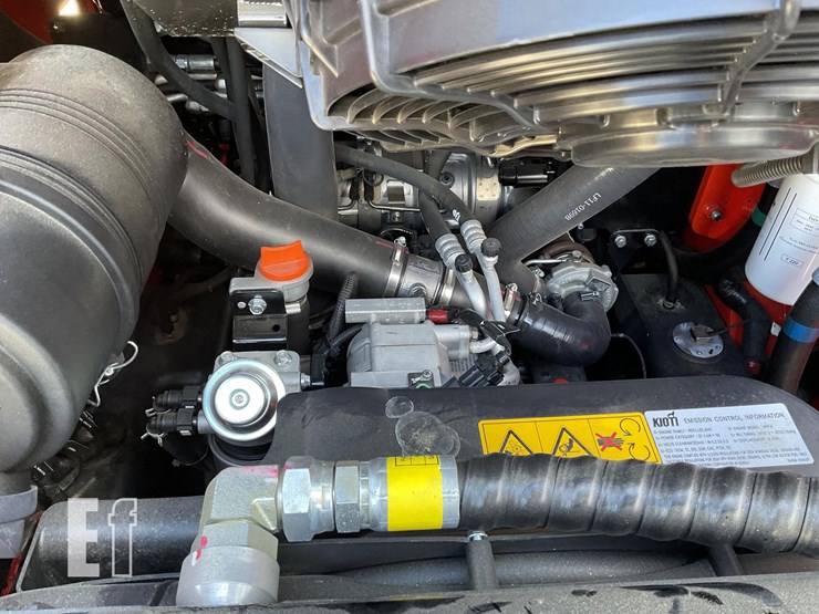 2025-kioti-tl750-image-13