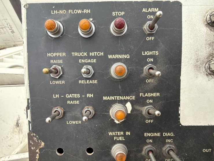 2006-cedarapids-cr552-image-52