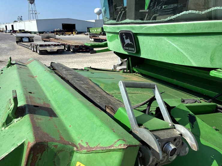 2001-john-deere-9750-image-26