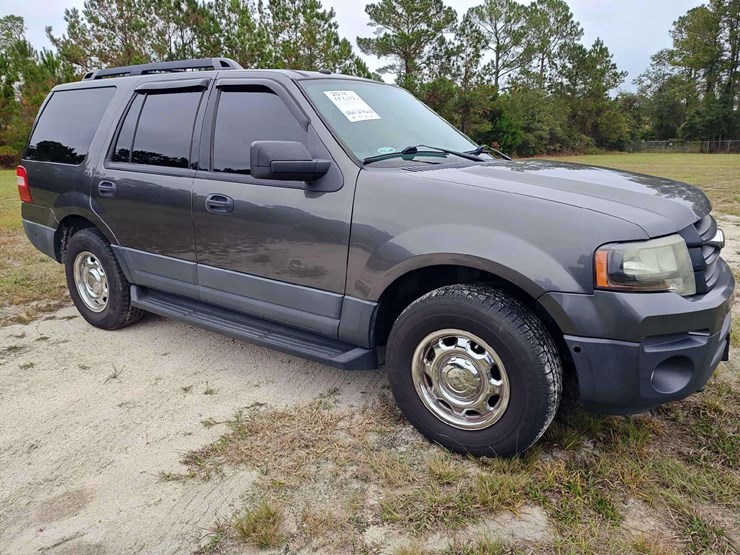 2016-ford-expedition-image-8
