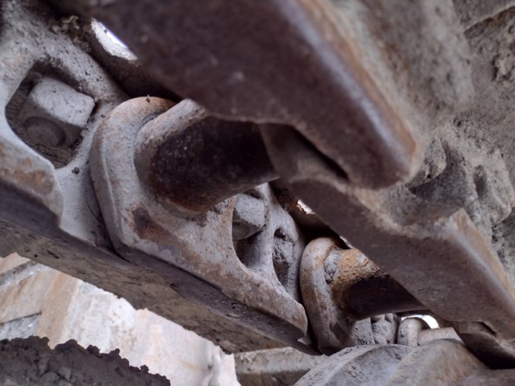 volvo-ec220e-lr-image-33