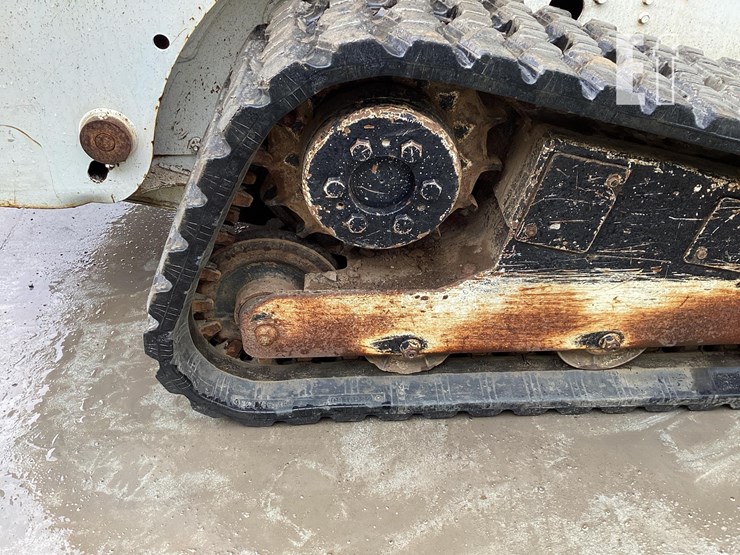 2005-bobcat-t190-image-12