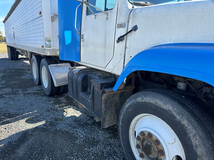 #32744-•-1989-international-f-2575-t/a-daycab-truck-tractor-vin:-1hszjg2r7kh666552-image-42