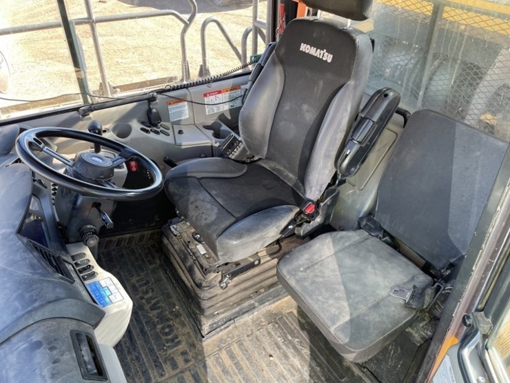 2021-komatsu-hm400-image-22