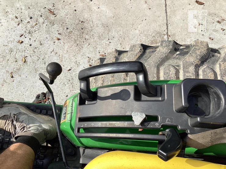 2006-john-deere-2520-image-15