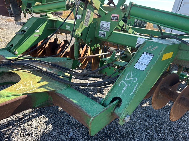 john-deere-637-image-33